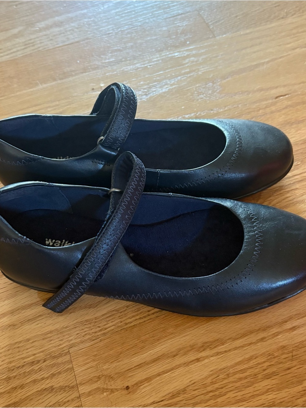 Walking Cradles Navy Blue Mary Jane Flats Sz 7 1/2 W Leather Dress Shoes